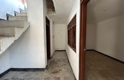 Se vende casa 2 pisos amplia, Barrio San Vicente, Buga-valle